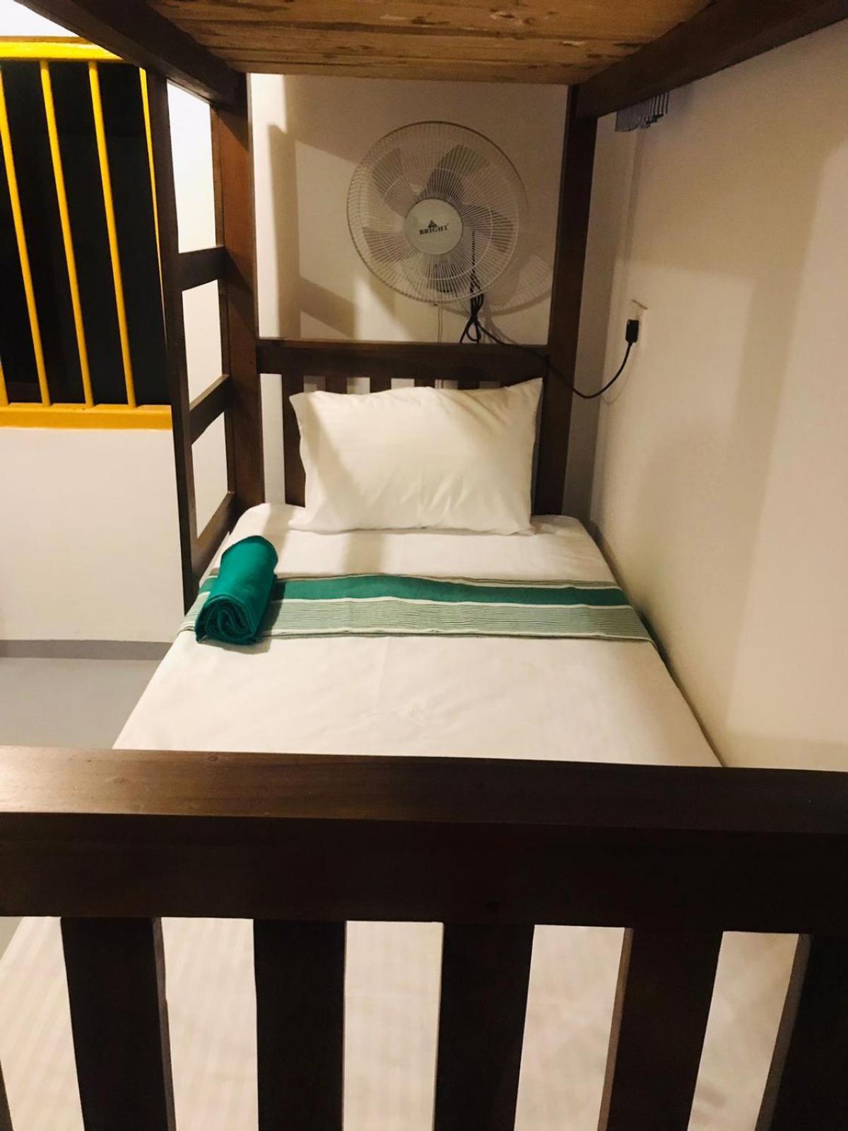 Tharurashmi Sea Pond Villa & Surf Hostel - Hiriketiya Dikwella Pokoj fotografie